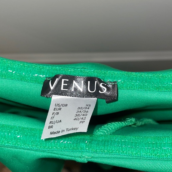 Rarely worn Venus green dress. Very nice for a formal event! - Picture 2 of 4